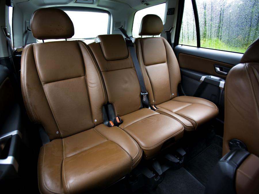  Volvo XC90 V8 2008 года  (фото 3 из 18)